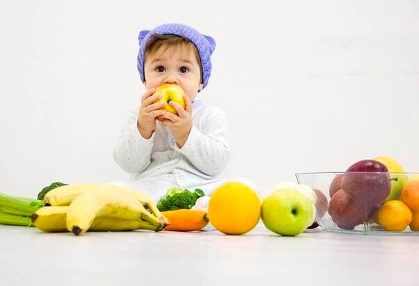 5 loại trái cây không nên cho trẻ ăn quá nhiều hình 1